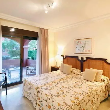 Otel World 4*