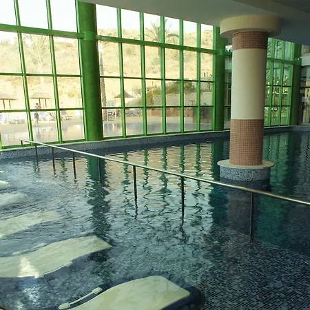 World Hotel