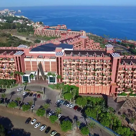 Otel World